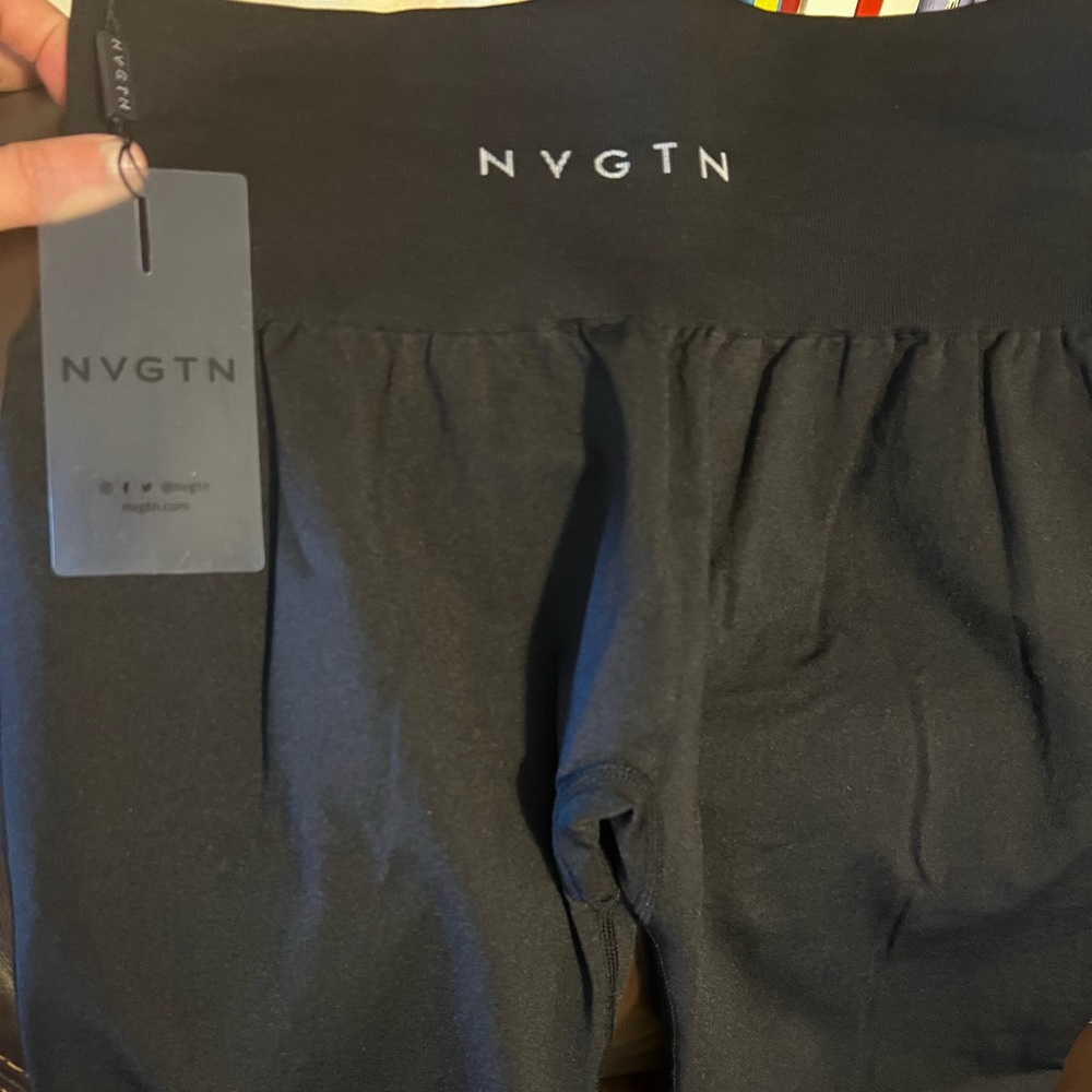 NVGTN BLACK SOLID SEAMLESS LEGGING